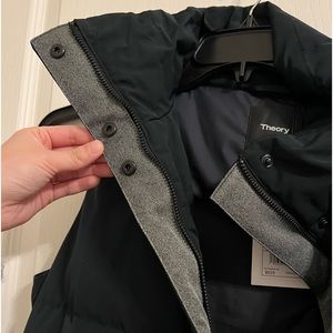 Theory True Puffer Vest (long)